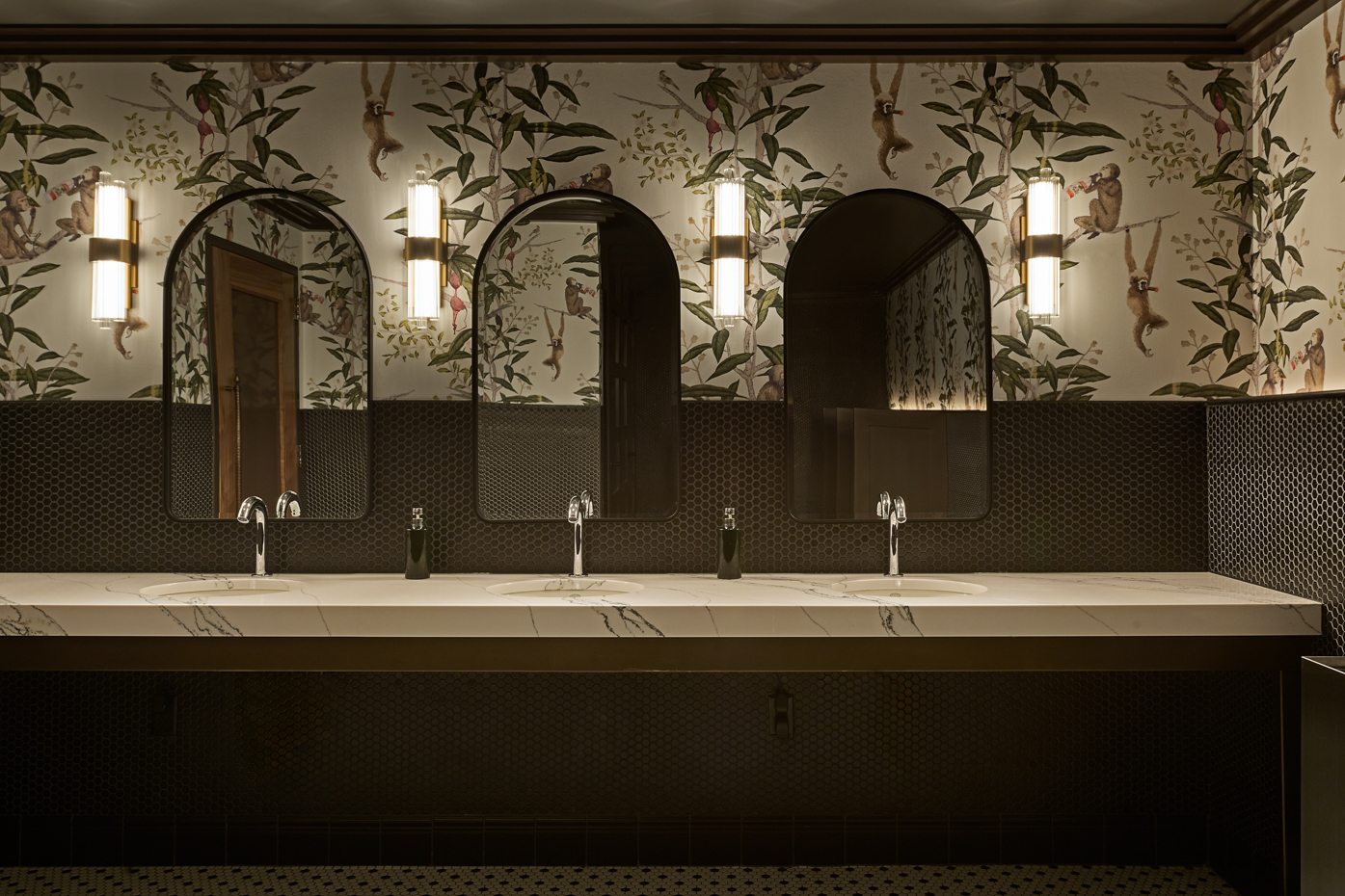 supper-club-restroom-image